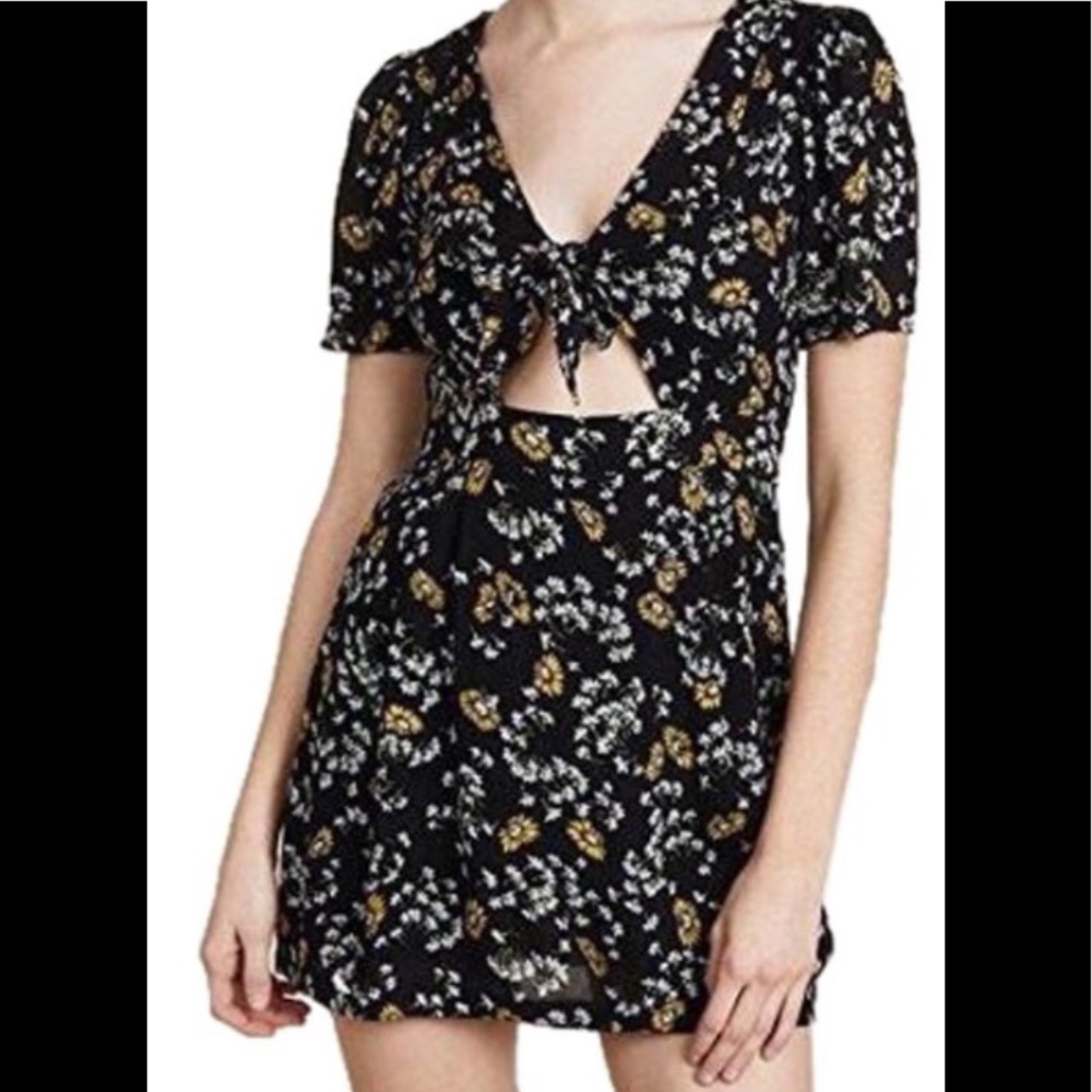 Free People Jinx Floral Tie Front Romper size 12